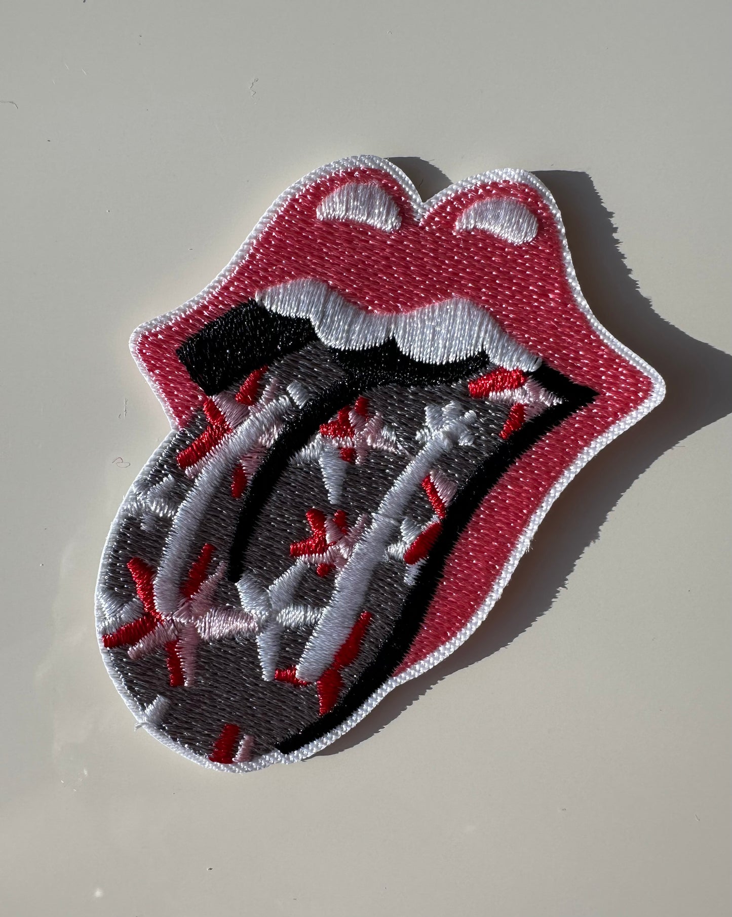 Large Rocker Lips